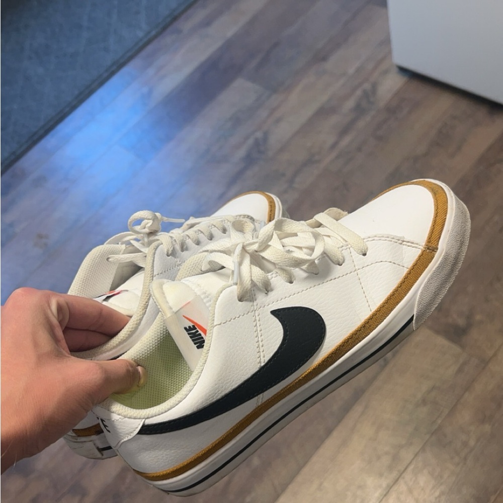 Nike women’s barely worn